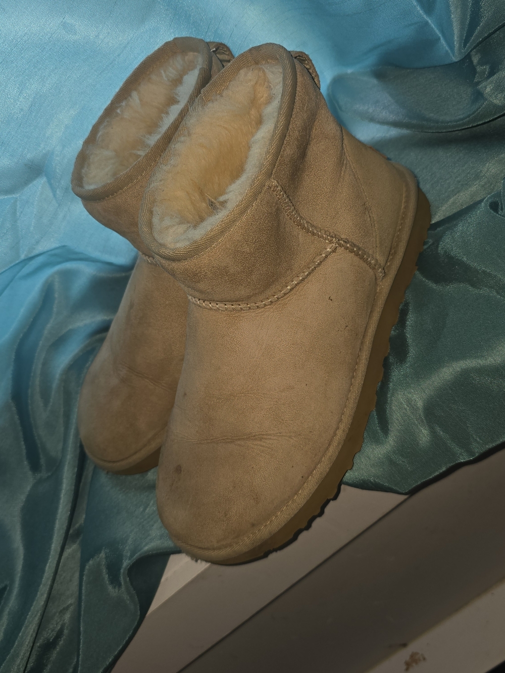 UGG Classic Mini Shearling Boots - Chestnut